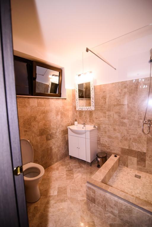 Vila Naty Hotel Navodari Bagian luar foto