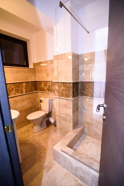 Vila Naty Hotel Navodari Bagian luar foto