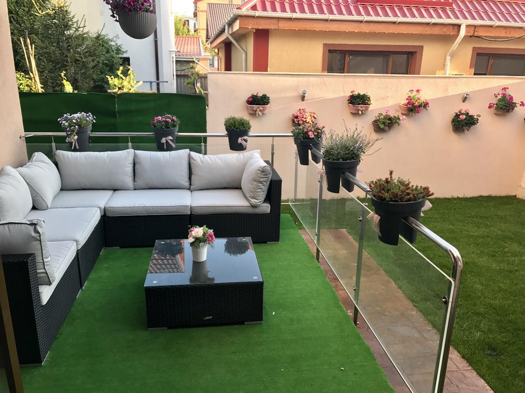 Vila Naty Hotel Navodari Bagian luar foto